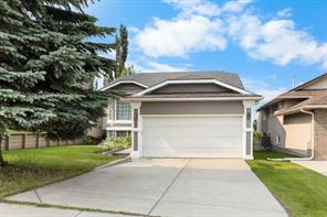 28 Harvest Oak Drive NE, Calgary, Alberta T3K 4E2
