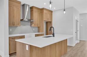 26 Versant Path SW, Calgary, Alberta T2Y 0Z4