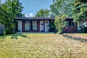 4940 Rundlewood Road NE, Calgary, Alberta T1Y 1B4