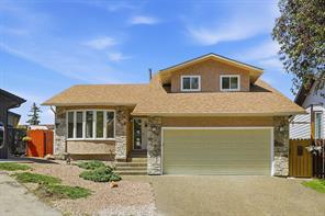 43 Beaconsfield Place NW, Calgary, Alberta T3K1W8