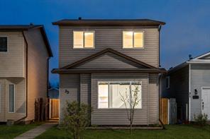 33 Martindale Court NE, Calgary, Alberta T3J 2V8