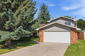 680 Deer Park Way SE, Calgary, Alberta T2J 5M1