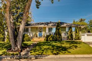23 Heston Street NW, Calgary, Alberta t2k2c3