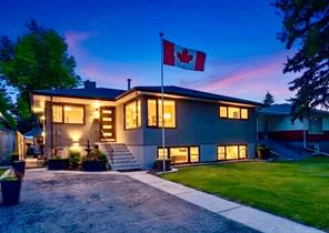 3723 2 Street NW, Calgary, Alberta T2K0Y5