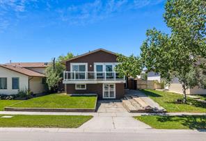 6824 Temple Drive NE, Calgary, Alberta T1Y 4X8