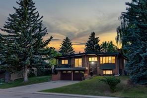 4143 Varsity Road NW, Calgary, Alberta T3B 2Y5
