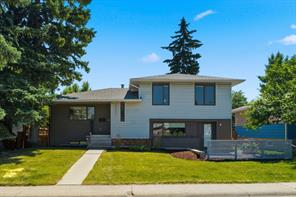 4935 10 Avenue SW, Calgary, Alberta T3C 0M3
