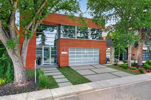 31 Windsor Crescent SW, Calgary, Alberta T2V1V5