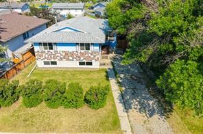 4004 79 Street NW, Calgary, Alberta t3b2n8
