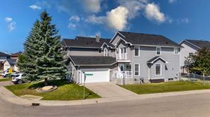 28 Coral Reef Link NE, Calgary, Alberta T3J3Y5