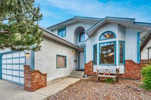 350 Edgepark Way NW, Calgary, Alberta T3A4P5