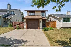 1491 Berkley Drive NW, Calgary, Alberta T3K 1T7