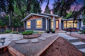 9011 33 Avenue NW, Calgary, Alberta T3B 1M2