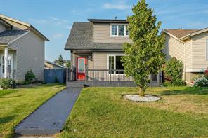 16 Abalone Crescent NE, Calgary, Alberta T2A 6Y7