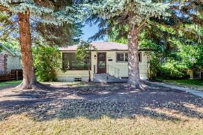 6012 33 Avenue NW, Calgary, Alberta T3B1K3