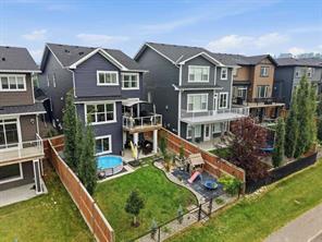 151 Crestridge Hill SW, Calgary, Alberta T3B 6H1