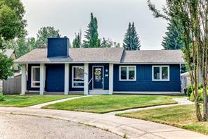 256 Midvalley Place SE, Calgary, Alberta T2X 1L3