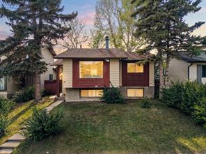84 Falconridge Place NE, Calgary, Alberta T3J1A6
