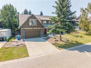 240 Canterville Drive SW, Calgary, Alberta T2W 3X2