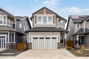 192 Magnolia Manor SE, Calgary, Alberta T3M 3J1