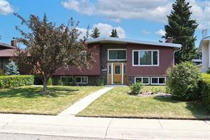 4904 Verulum Place NW, Calgary, Alberta T3A 0K1