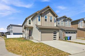 71 Belvedere Green SE, Calgary, Alberta T2A 7L5