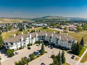 201, 72 Quigley Drive, Cochrane, Alberta T4C2K6