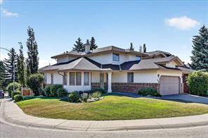 105 Christie Knoll Heights SW, Calgary, Alberta T3H 2V2