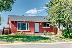 32 Macewan Park Link NW, Calgary, Alberta T3K 3E8