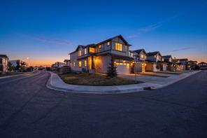 11 Savanna Villas NE, Calgary, Alberta T3J 2E4