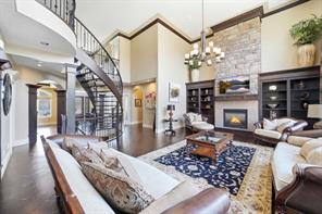 109 Aspen Ridge Place SW, Calgary, Alberta T3H0J6