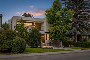 1822 12 Avenue NW, Calgary, Alberta T2N 1J4