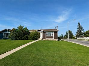 1219 68 Street NE, Calgary, Alberta T2A5K6