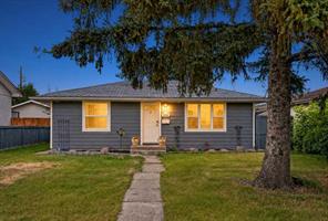 6324 Bowmont Crescent NW, Calgary, Alberta T3B2H4