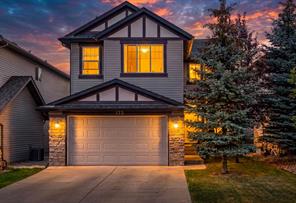 173 Pantego Road NW, Calgary, Alberta T3K 0B8