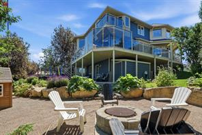 131 Edgebrook Circle NW, Calgary, Alberta T3A5A4