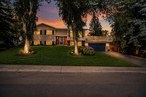 9667 Oakhill Drive SW, Calgary, Alberta T2V 3W6