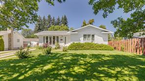 618 Oakhill Place SW, Calgary, Alberta T2V 3X8