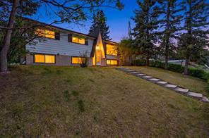 7539 Hunterview Drive NW, Calgary, Alberta T2K4P7