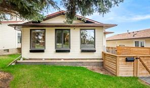 20 Bedwood Hill NE, Calgary, Alberta T3K 1L9