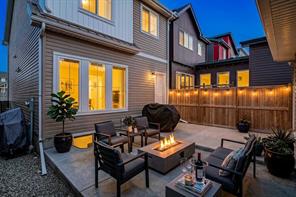 226 148 Avenue NW, Calgary, Alberta T3P 1N1