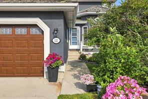 122 Sceptre Close NW, Calgary, Alberta T3L 1Y2