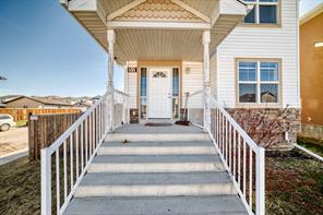 52 TARALAKE Street NE, Calgary, Alberta T3J0J5