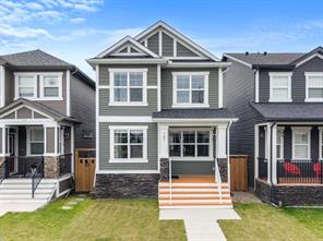 147 Evanscrest Park NW, Calgary, Alberta T3P 1J3