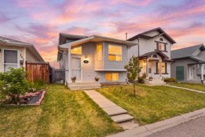 159 Applebrook Circle SE, Calgary, Alberta T2A 7T3