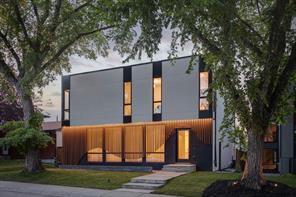 14 Lissington Drive SW, Calgary, Alberta T3E 5E1
