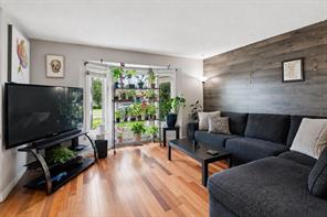 4227 49 Street NE, Calgary, Alberta T1Y 4T6