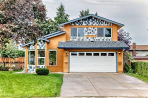39 Woodfield Crescent SW, Calgary, Alberta T2W 3W2