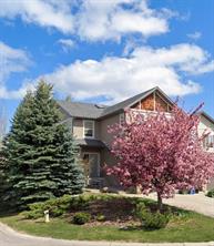 204 Eversyde Mews SW, Calgary, Alberta T2Y 5A4