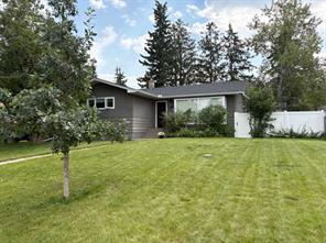 5327 17 Avenue SW, Calgary, Alberta T3E 0E8